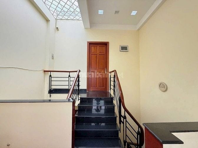 Em vừa nhận duy nhất 1 đường Trần Hưng Đạo - Quận 5 - Giá 3 tỷ 250