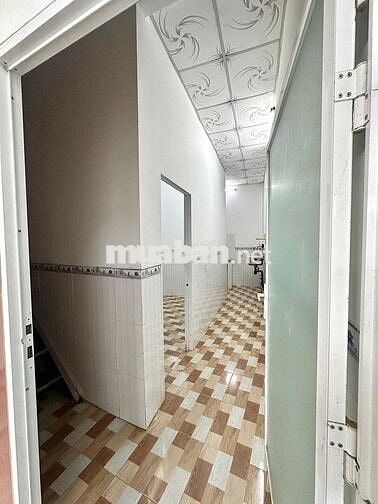 Nhà trệt lầu 2PN trục chính hẻm đường Tầm Vu chỉ 4,5 triệu