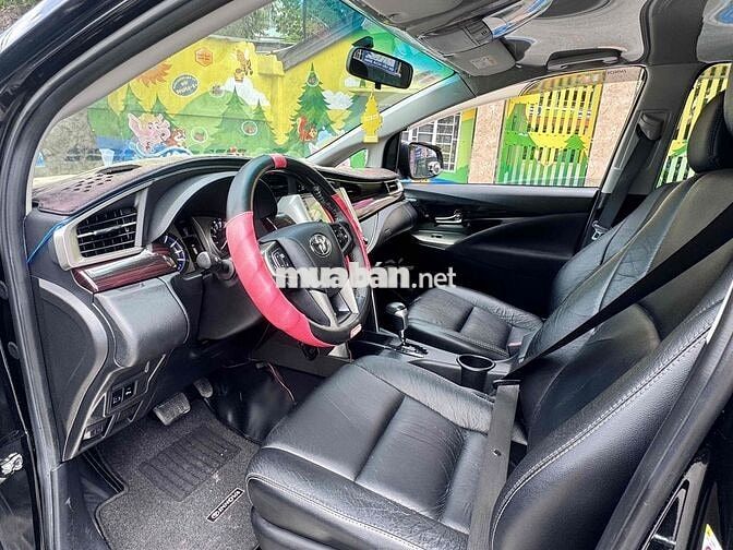Toyota Innova 2017 2.0 Venturer - 90000 km