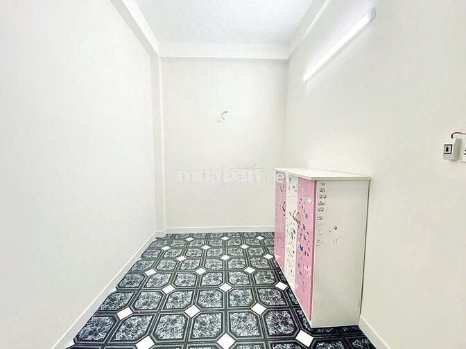 NHÀ ĐẸP TÂN PHÚ – HẺM XE HƠI – 41M² – 3 TẦNG – 4PN - Big C Tr Chinh