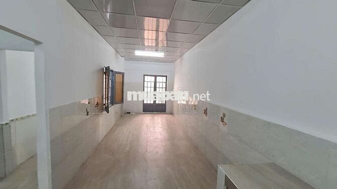 NHÀ MỚI SƠN SỬA, 90M2, 1T1L 3PN 2WC SÂN ĐẬU 10 XE MÁY, ĐƯỜNG BÌNH PHÚ