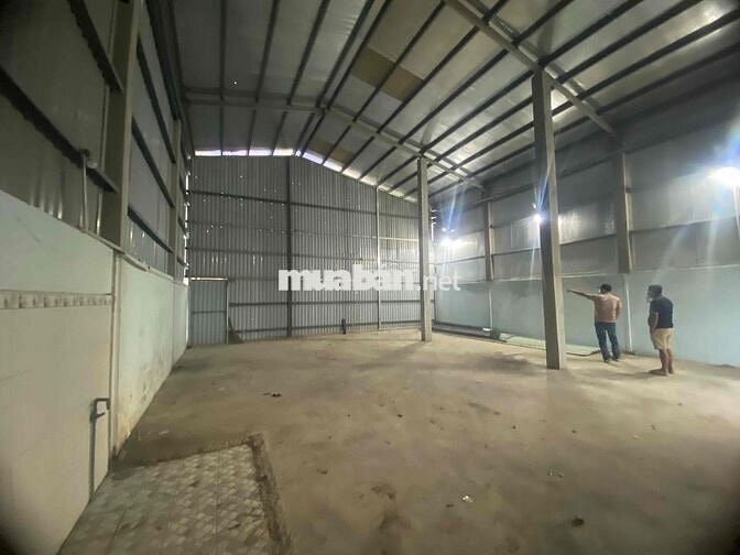 Chính Chủ Cho Thuê Kho Xưởng 200m2 Đường Tiền Lân 14, Bà Điểm