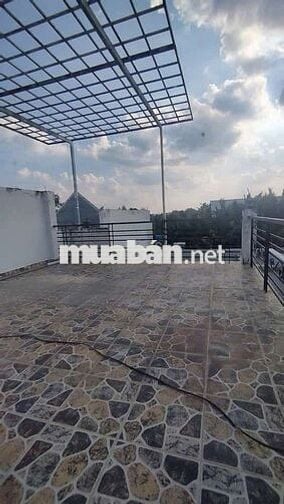 5,750 Tỷ biệt thự 9 x 14 thị trấn nhà bè