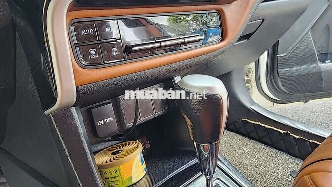Altis 2018 1.8G dọn full đồ chơi