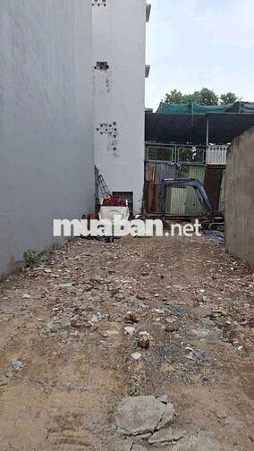 Bán lô đât đs3 hiệp bình phước 4,5x22m 6,5ty