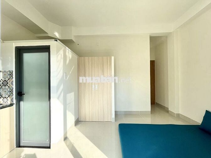 PHÒNG BAN CÔNG MỚI XÂY 4' ĐI CHỢ HÒA HƯNG