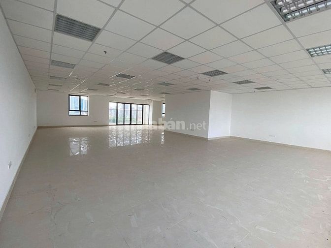  Cho thuê nguyên sàn văn phòng 330m² tầng 11 Tòa C1 Thành Công