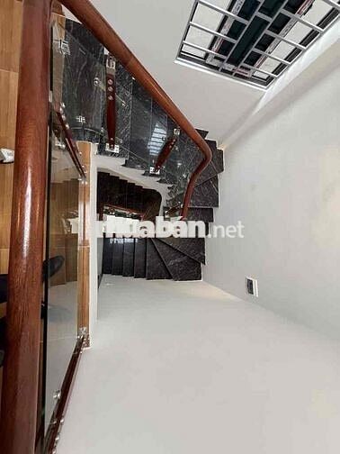 💥NHÀ 3 TẦNG MỚI TINH – NHỈNH 4 TỶ – GẦN CẦU THƯỢNG CÁT, 200M RA TL23