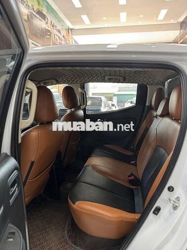 Bán tải Mitsubishi Trion 2.4 AT 2021