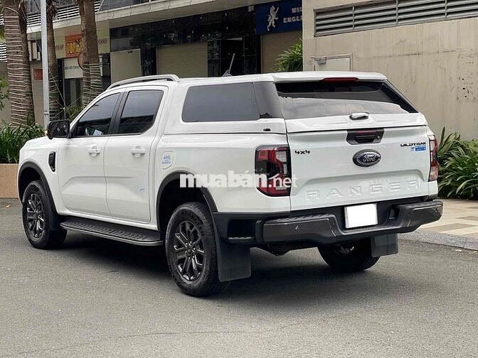 Wildtrak xe lướt bán tại hãng Ford cam kết chất xe