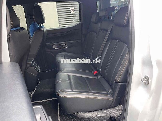 Wildtrak xe lướt bán tại hãng Ford cam kết chất xe