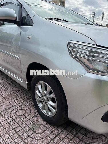 Toyota Innova 2014 E - 98000 km