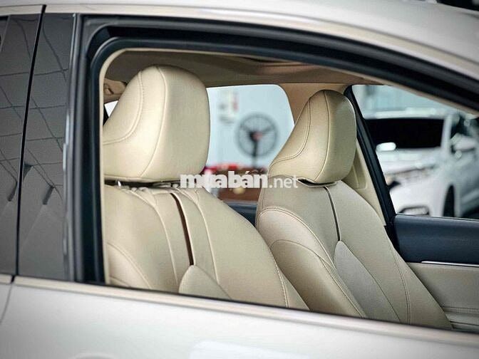 🚘 Toyota Camry 2.5Q 2023 - Sơn Zin 100%