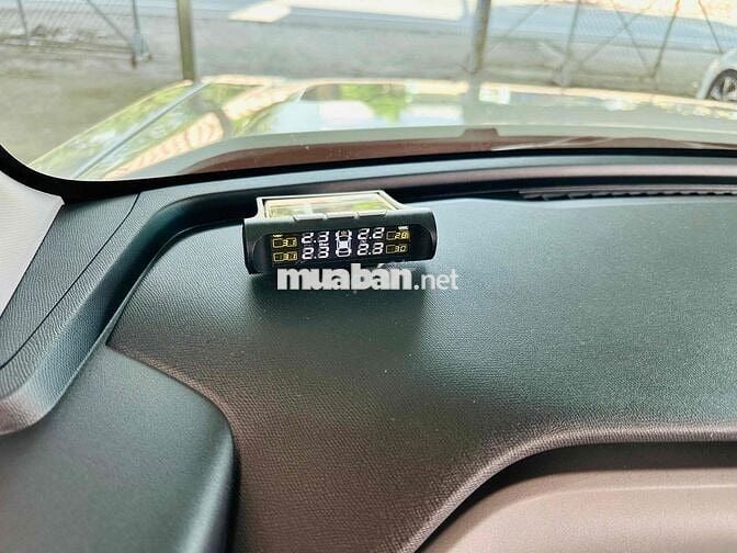 VF3 Mua Pin 2025 Km 3000 Vô Nhiều Đồ Chơi