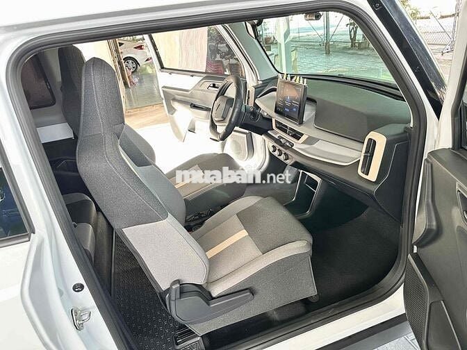 VF3 Mua Pin 2025 Km 3000 Vô Nhiều Đồ Chơi