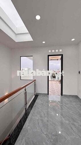 Nhà Đẹp 5 Tầng — Gần Hoà Bình Tô Hiệu Phan Anh HL2 (4m x 13m) Đông