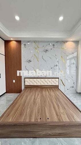 Nhà Đẹp 5 Tầng — Gần Hoà Bình Tô Hiệu Phan Anh HL2 (4m x 13m) Đông