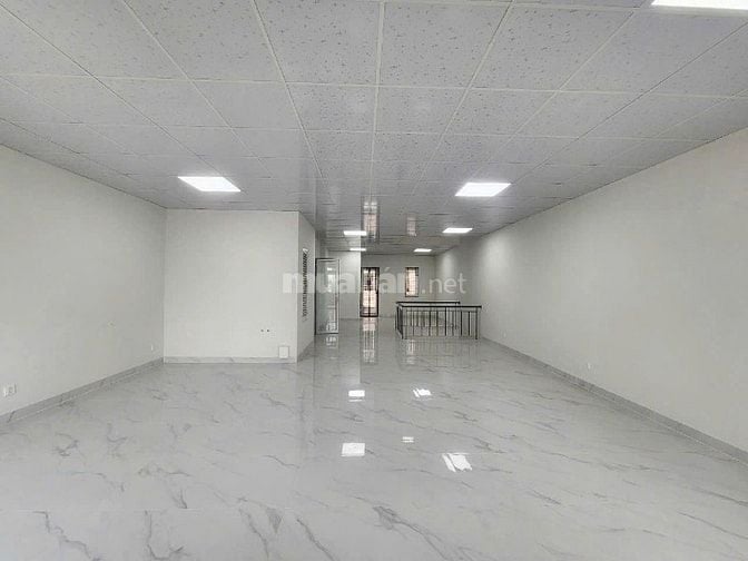 Cho thuê nhà phố 3 tầng  , KDC Cantavil , p An Phú , Quận 2 cũ , 