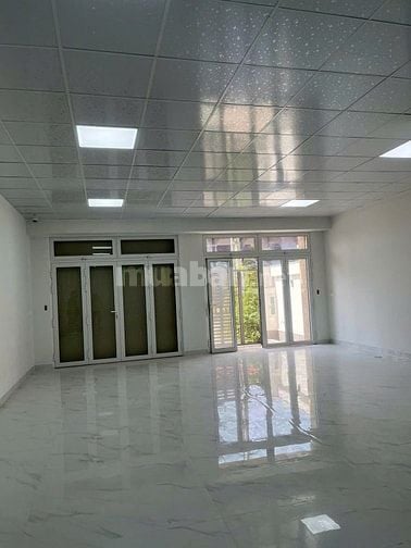 Cho thuê nhà phố 3 tầng  , KDC Cantavil , p An Phú , Quận 2 cũ , 