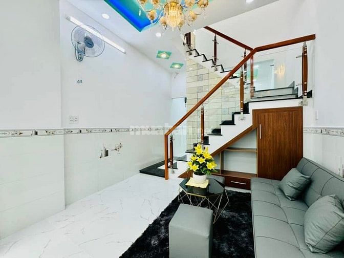 📌Chốt ngay T9 nhà Huỳnh Văn Bánh-Phú Nhuận giá 2Tỷ490 DT 70m2 ở ngay✅