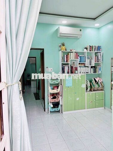 Nhà 2PN 2WC Full Nội Thất. Hẻm 5M lê thúc hoạch.DT: 3,3 X 10 trệt lầu