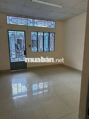 Cho thuê nhà đg lạc long quân.p10.tân bình