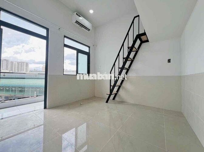 Duplex Ban công 1 phòng ngủ, rộng 40m2 ngay Đặng Văn bi, Phạm Văn Đồng