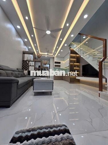Nhà xinh, trệt lầu, cách đường HTP chỉ 15,  1 căn ở, 1 căn cho thuê