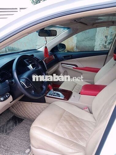 Camry 2.0 sx 2014 - 93000 km xe cọp 1 chủ mua mới