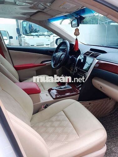 Camry 2.0 sx 2014 - 93000 km xe cọp 1 chủ mua mới