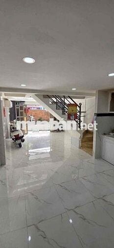 NHÀ 2 TẦNG ĐƯỜNG PHẠM THẾ HIỂN P6 QUẬN 8 DT 32,6 m2 GIÁ 3 TỶ450 TRIỆU