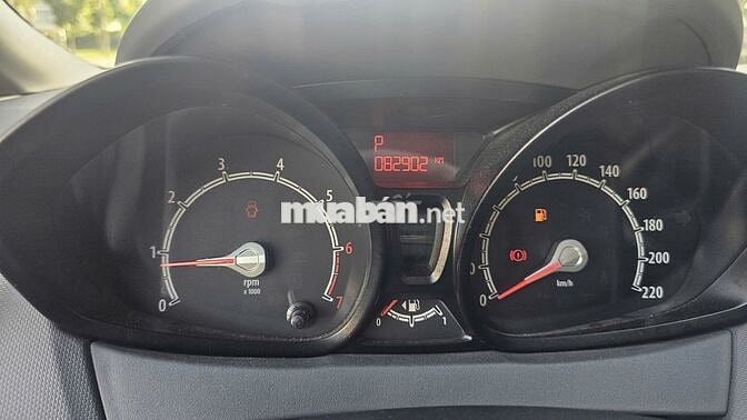 Ford Fiesta 2013 S 1.6 AT - 80000 km