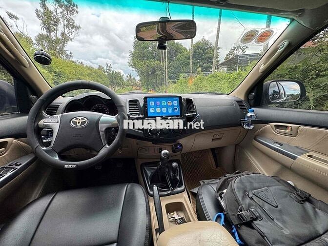 Toyota Hilux 2013 3.0G 4x4 MT - 175000 km