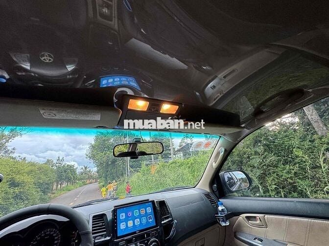 Toyota Hilux 2013 3.0G 4x4 MT - 175000 km