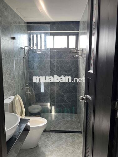 Chính chủ cho thuê căn hộ 1PN mặt tiền Ngô Quyền