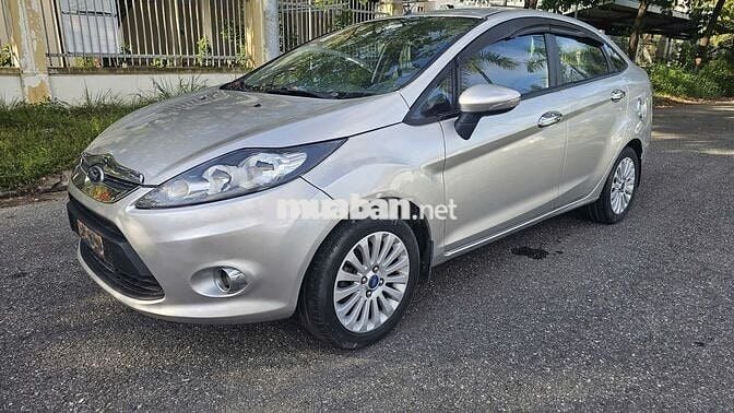 Ford Fiesta 2013 S 1.6 AT - 80000 km