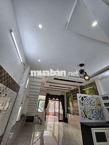 SIÊU HOT NHÀ 2 TẦNG MT THANH TỊNH, ĐƯỜNG 10.5M – 100m²