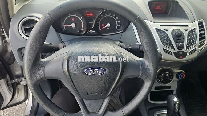 Ford Fiesta 2013 S 1.6 AT - 80000 km