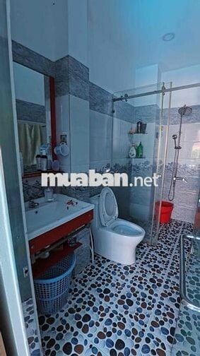NHỈNH 10 TỎI - HXH CỘNG HÒA , NHÀ CỰC ĐẸP XÂY KIÊNG CỐ.