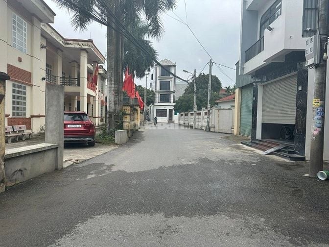 đất chính chủ ac e bán,cách oto tránh và nhà văn hóa chỉ 20m