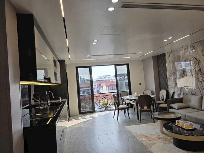 Bán nhà Trường Chinh, 6 tầng thang máy, 60m2, ô tô ra vào. 18,9 tỷ