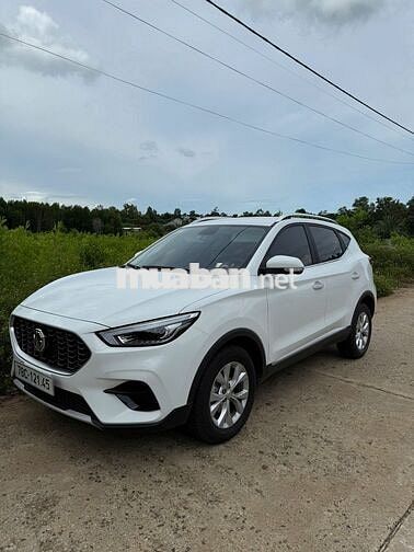 MG MGZS 2025 Standard 1.5 AT 2WD - 3900 km