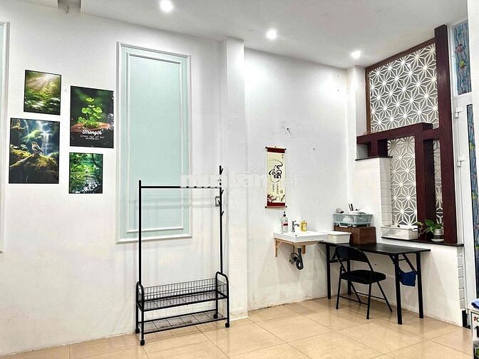 Cho thuê phòng ngay trung tâm TP, sau lưng Đại Học Duy Tân