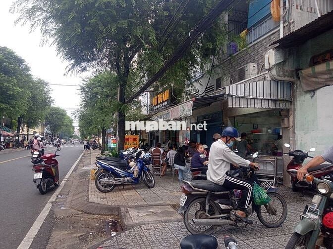 Cho thuê phòng chung cư lầu 2 mặt tiền Tuy Lý Vương gần Coopmart