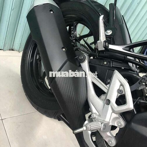 MT15 odo 8.992km, biển số HCM, zin keng. MT 15 đen