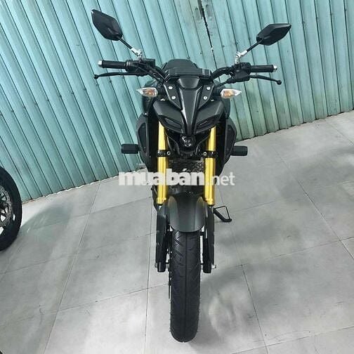 MT15 odo 8.992km, biển số HCM, zin keng. MT 15 đen