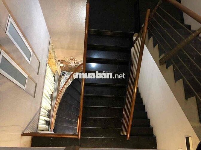 BIỆT THỰ MẶT TIỀN ĐƯỜNG BỜ SÔNG + 5PN + SAU GIGAMALL HBC THỦ ĐỨC