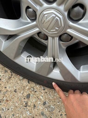 MG MGZS 2025 Standard 1.5 AT 2WD - 3900 km