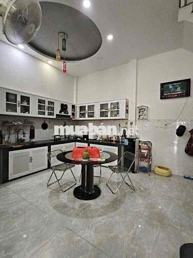 NHÀ NGUYÊN CĂN + FULL NỘI THẤT + HẺM XE TẢI ĐƯỜNG TAM BÌNH P.TAM PHÚ