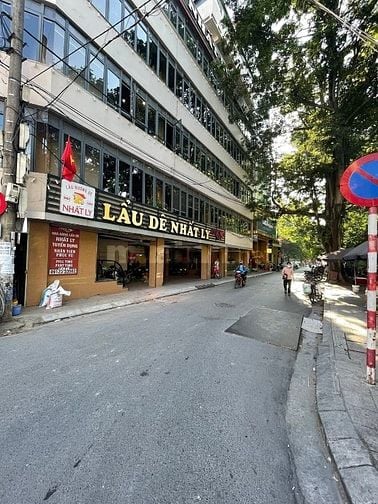 Bán nhà phố Tây Sơn, Đống Đa 50m, 6 tầng, mt 4,5m. Giá: 15.5 tỷ
